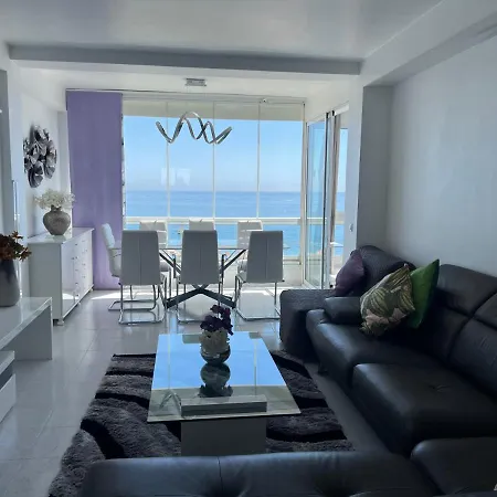 Apartment El Cisne En La Playa Benalmadena